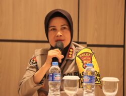 Polda Lampung Himbau Pengelola Pantai Perketat Aturan Berenang Akibat Fenomena Cuaca Ekstrim