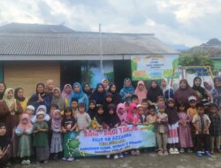 Paud KB AZAHRA Desa Sukajaya gelar Bagi Takjil dan Bakti Sosial