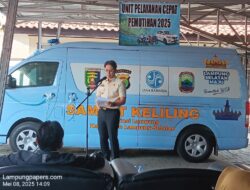 Dalam Mendukung Penambahan Pendapatan Daerah serta Mempermudah Pelayanan pada Masyarakat, Pemkab Lamsel Hibahkan Mobil Samsat Keliling pada Provinsi Lampung
