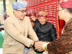 Wakil Bupati Lamsel M Syaiful Anwar Hadiri Acara Puncak Adat Keratuan Ratu Darah Putih Di Kuripan