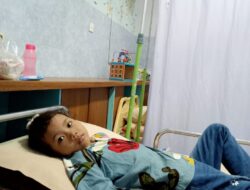 Butuh Uluran Tangan Dari Pemerintah dan Para Dermawan, Seorang Ibu Berjuang Sendiri Demi Kesembuhan Ketiga Anaknya