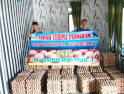 RMI PC NU Lampung Selatan Bersama PT Central Avian Pertiwi Salurkan CSR 25.300 Butir Telur ke Pondok Pesantren dan TPQ