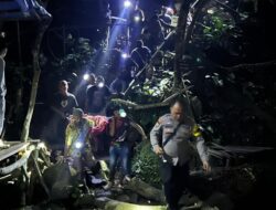 Babinkamtibmas Desa Canti, Aipda Deni Madyistira. : Remaja yang Hilang Saat Berwisata di Air Terjun 9 Putri Sudah Ditemukan Dengan Selamat