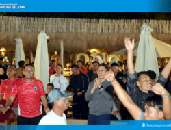 Indonesia Juara FIFA ASEAN Cup 2026, Bupati Egi dan Warga Bersatu dalam Kebanggaan Merah Putih di Pantai Sanggar